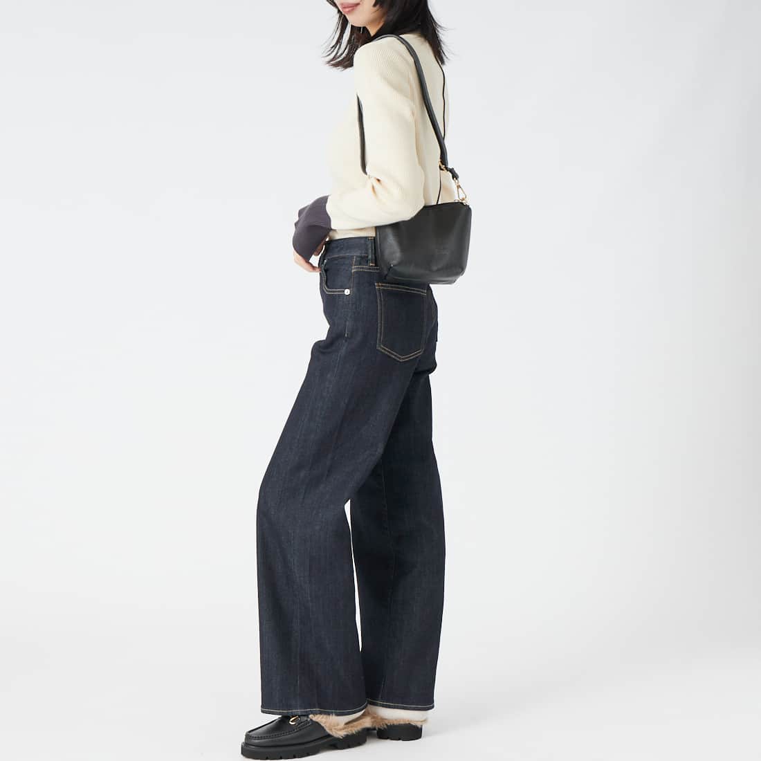 Maison de L'allure [メゾン ドゥ ラリュール] 配色リブプルオーバー [M23121008-1] 02 OFF/CCL &&モデル身長：162cm 着用サイズ：F&&