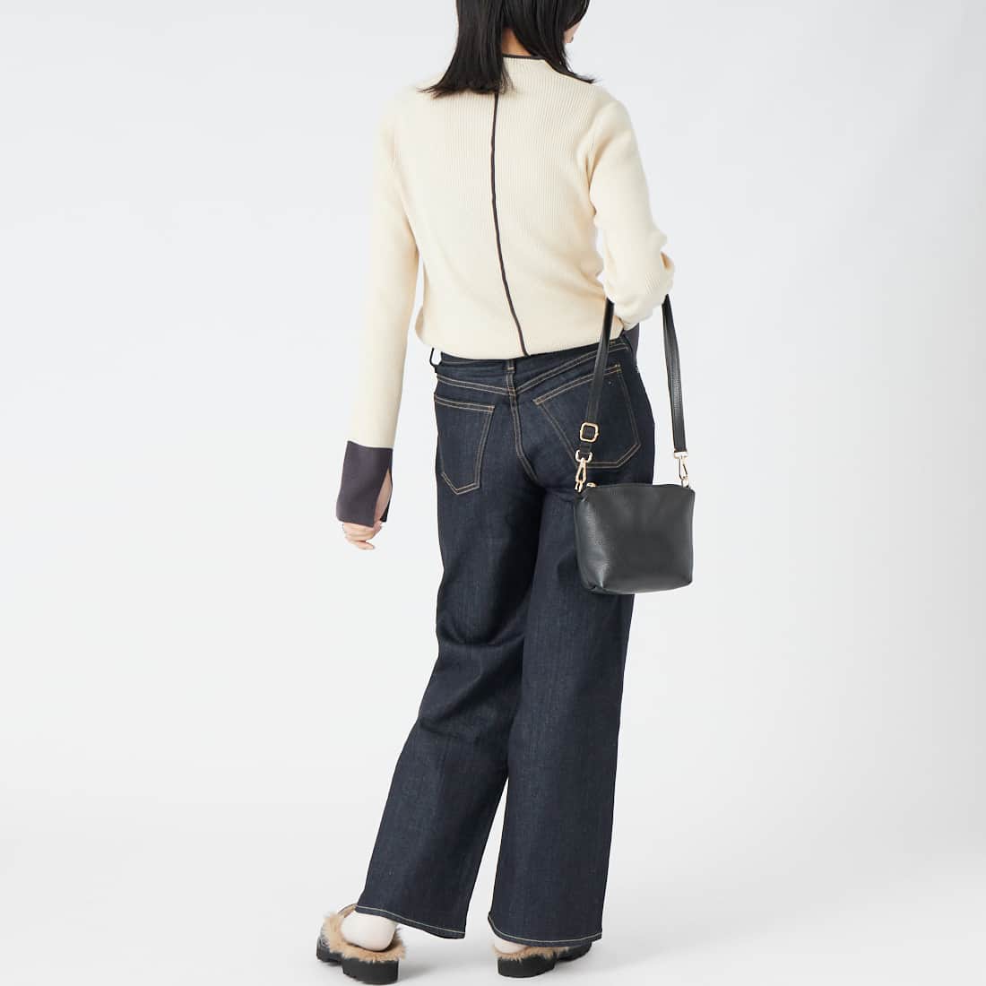 Maison de L'allure [メゾン ドゥ ラリュール] 配色リブプルオーバー [M23121008-1] 02 OFF/CCL &&モデル身長：162cm 着用サイズ：F&&