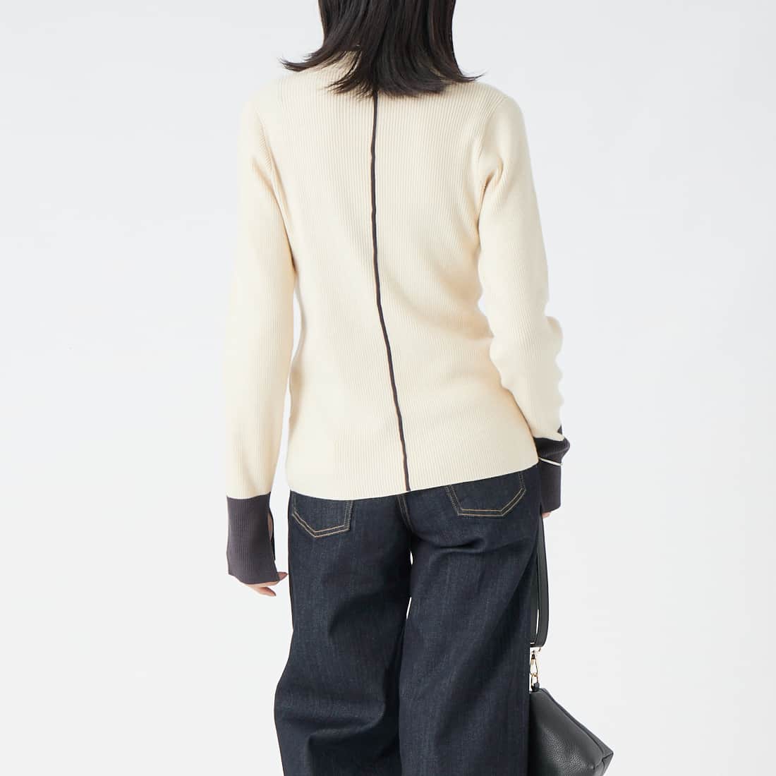 Maison de L'allure [メゾン ドゥ ラリュール] 配色リブプルオーバー [M23121008-1] 02 OFF/CCL &&モデル身長：162cm 着用サイズ：F&&