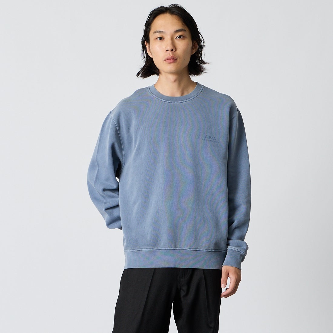 A.P.C. [アー・ペー・セー] Fernando スウェットシャツ [SWEATSHIRT-FERNANDO] 35 BLUE GR &&モデル身長：175cm 着用サイズ：M&&