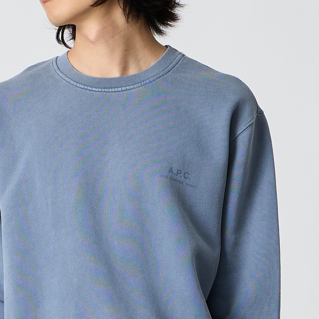 A.P.C. [アー・ペー・セー] Fernando スウェットシャツ [SWEATSHIRT-FERNANDO] 35 BLUE GR &&モデル身長：175cm 着用サイズ：M&&