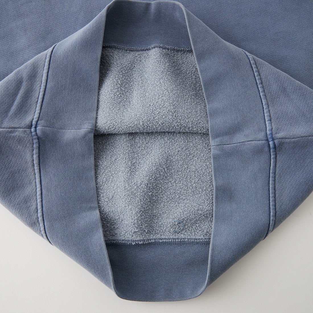 A.P.C. [アー・ペー・セー] Fernando スウェットシャツ [SWEATSHIRT-FERNANDO] 35 BLUE GR
