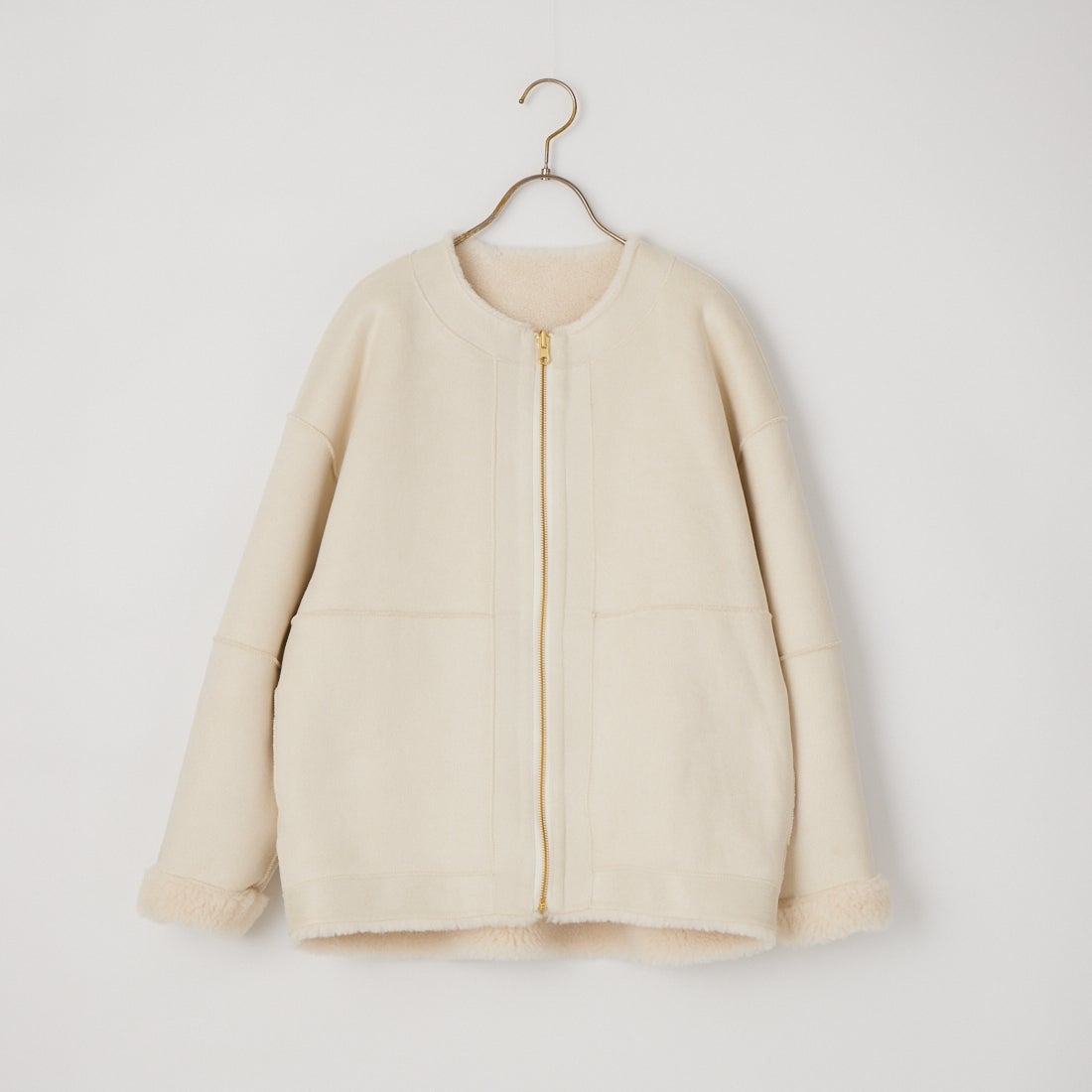 MICA&DEAL [マイカアンドディール] リバーシブルノーカラーボアコート [0126407320] OFF WHITE