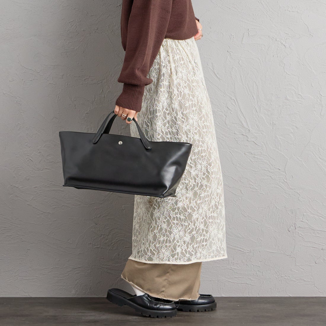 ARTESANOS [アルテサノス] ポーチ付レザートートバッグ [EX-3725-LE] NEGRO
