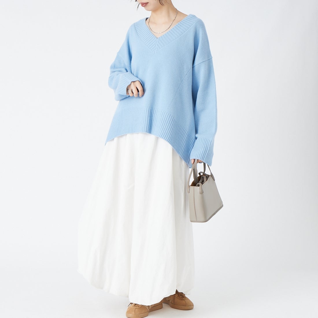 USINE [ユジーヌ] Vネックウールニット [11269844] ｻｯｸｽ &&モデル身長：162cm 着用サイズ：F&&