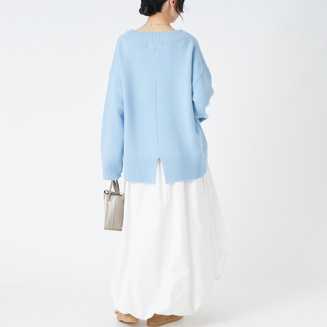 USINE [ユジーヌ] Vネックウールニット [11269844] ｻｯｸｽ &&モデル身長：162cm 着用サイズ：F&&