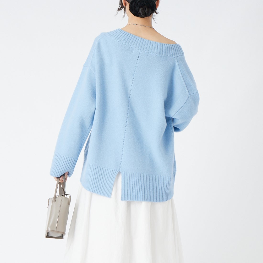 USINE [ユジーヌ] Vネックウールニット [11269844] ｻｯｸｽ &&モデル身長：162cm 着用サイズ：F&&