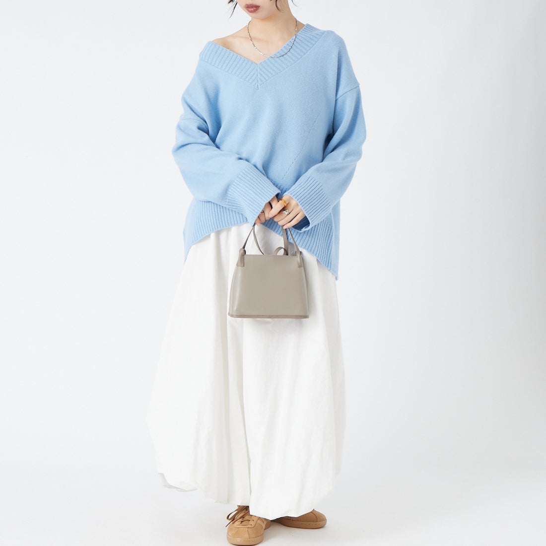 USINE [ユジーヌ] Vネックウールニット [11269844] ｻｯｸｽ &&モデル身長：162cm 着用サイズ：F&&