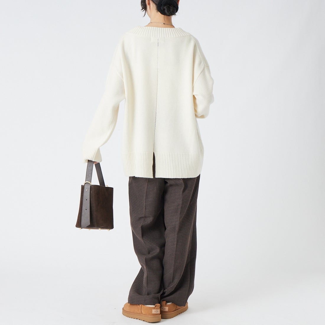 USINE [ユジーヌ] Vネックウールニット [11269844]ｵﾌ &&モデル身長：162cm 着用サイズ：F&&