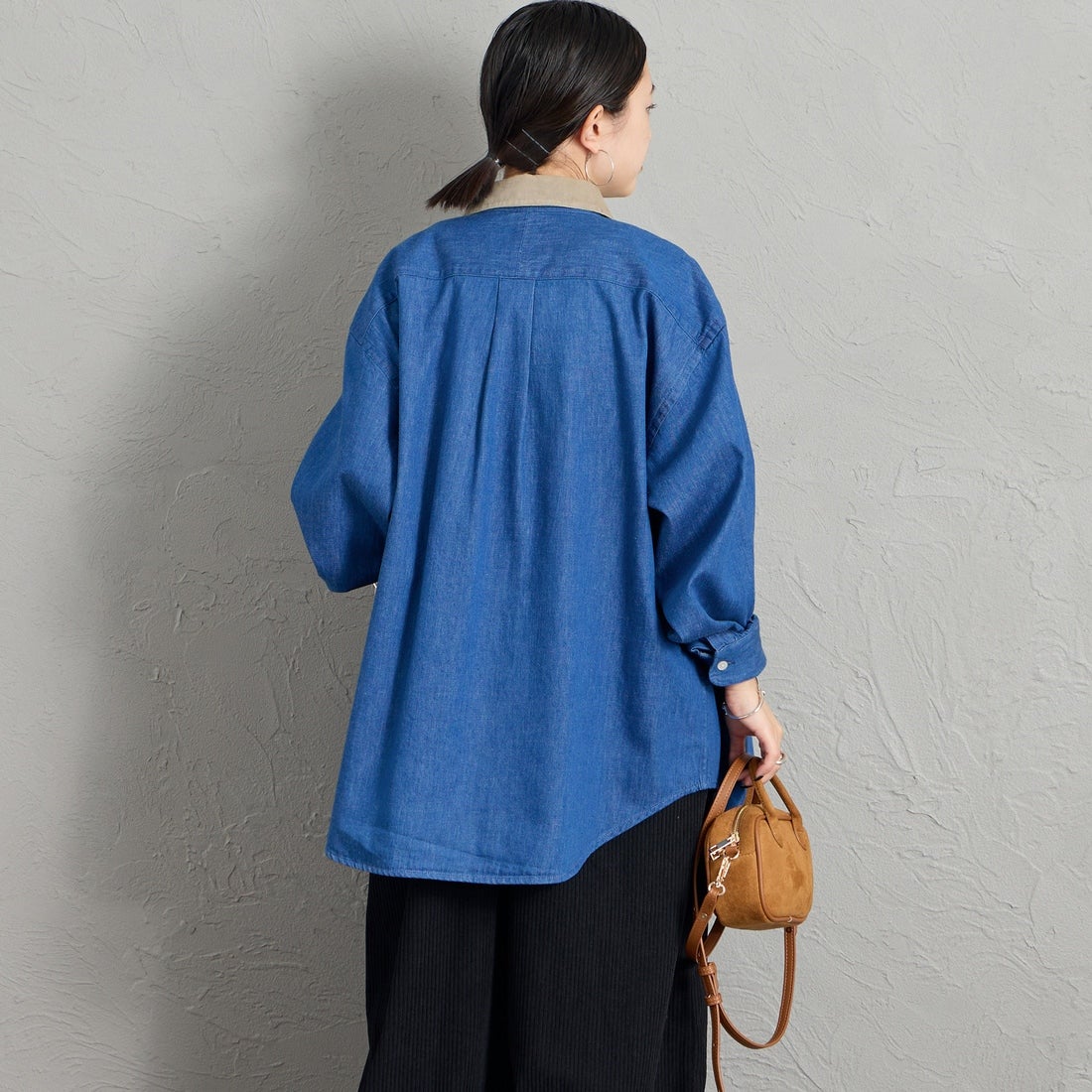 DANTON [ダントン] コーデュロイカラー ライトオンスデニムシャツ [DT-B0478SDM] LT.INDIGO &&モデル身長：150cm 着用サイズ：38&&