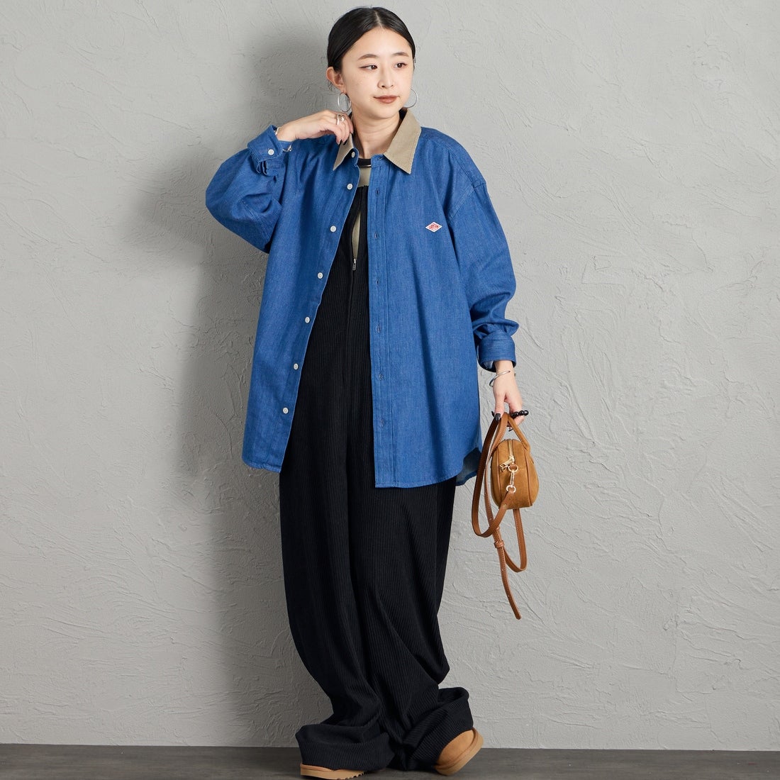 DANTON [ダントン] コーデュロイカラー ライトオンスデニムシャツ [DT-B0478SDM] LT.INDIGO &&モデル身長：150cm 着用サイズ：38&&