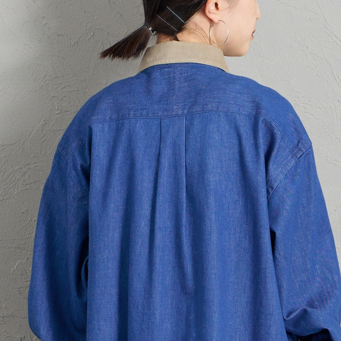 DANTON [ダントン] コーデュロイカラー ライトオンスデニムシャツ [DT-B0478SDM] LT.INDIGO &&モデル身長：150cm 着用サイズ：38&&