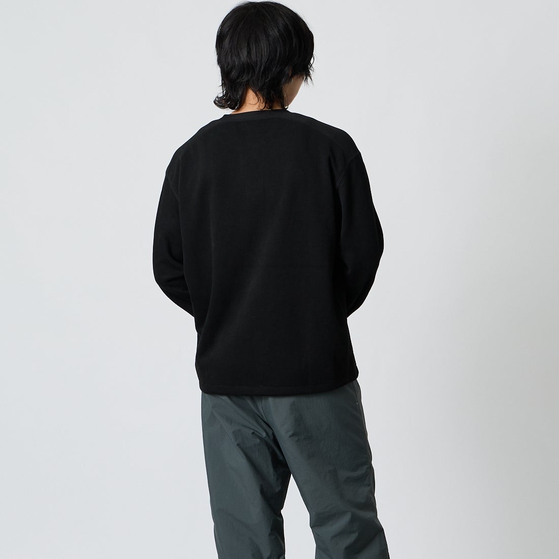 SCREEN STARS [スクリーンスターズ] 別注 スウェットライクヘンリーネックニット [2623-SB32-JF]BLACK &&モデル身長：177cm 着用サイズ：M&&