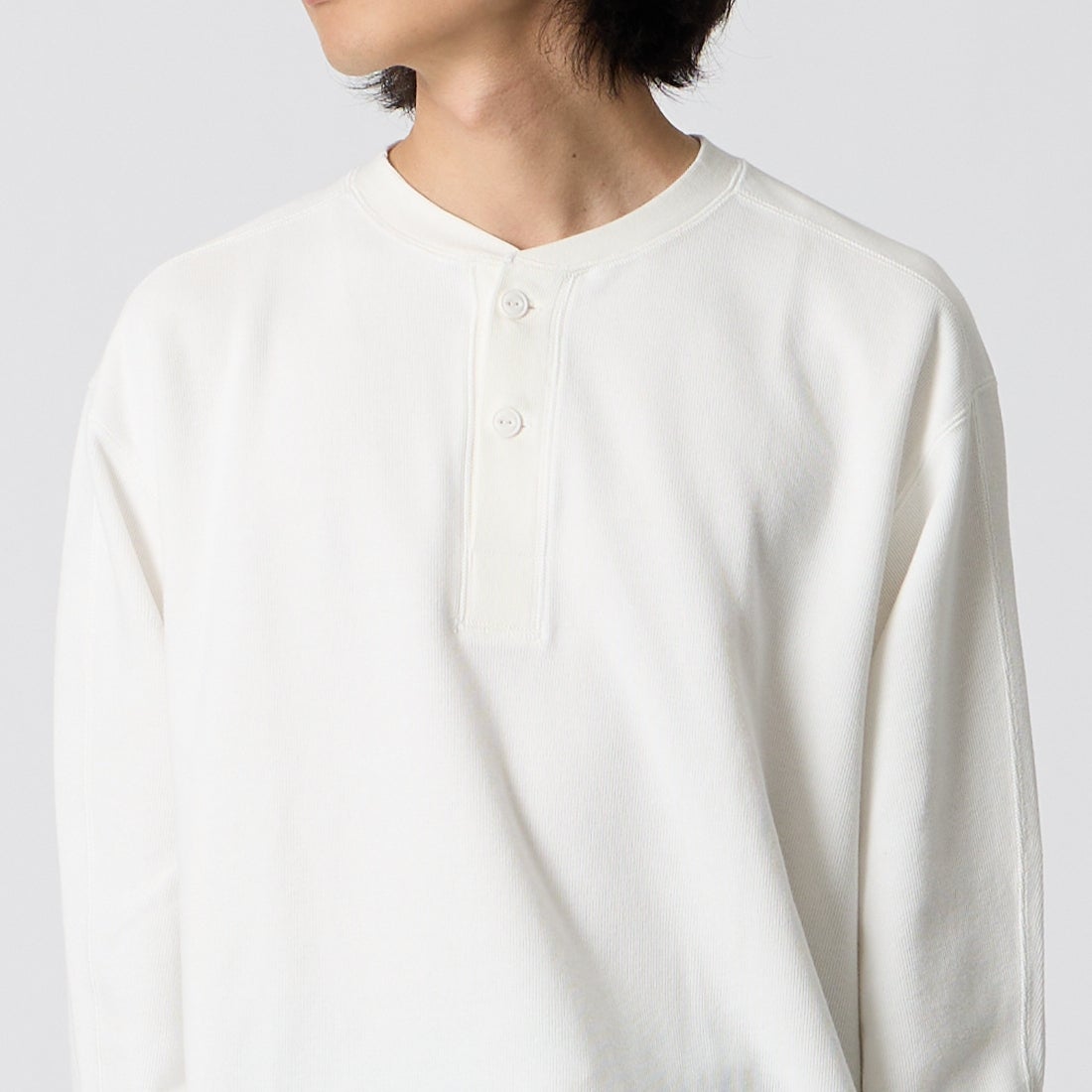 SCREEN STARS [スクリーンスターズ] 別注 スウェットライクヘンリーネックニット [2623-SB32-JF]WHITE &&モデル身長：175cm 着用サイズ：M&&