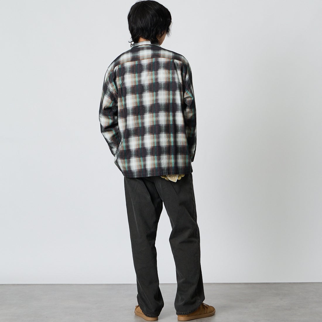 DAN RIVER [ダンリバー] 別注 プリントネルダブルポケットボックスシャツ [DR26F002-JF]GREEN CHK &&モデル身長：177cm 着用サイズ：M&&