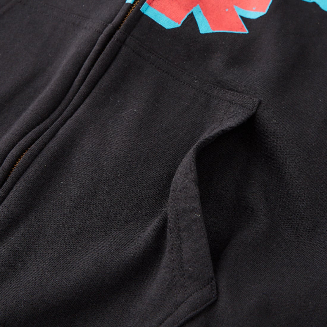 MUSIC TEE [ミュージックティー] R.H.C.P ショックロゴフルジップパーカー [SHOCK-LOGO] BLACK