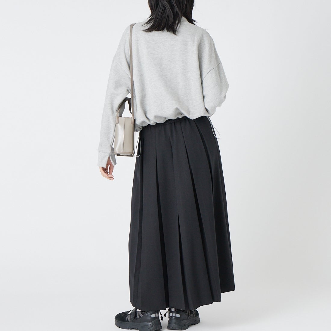 Jf Ready Made [ジェイエフレディメイド] 裏毛ジップブルゾン [3206101] 821 ﾓｸｸﾞﾚｰ &&モデル身長：162cm 着用サイズ：F&&
