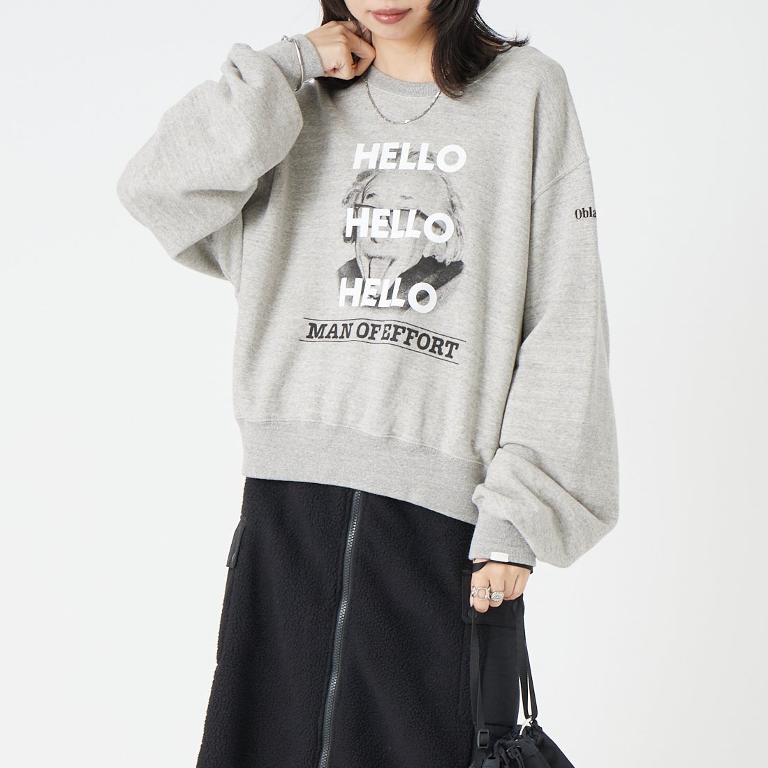 Oblada [オブラダ] HELLO クルーネックスウェット [S2510CU17] GRAY &&モデル身長：162cm 着用サイズ：F&&