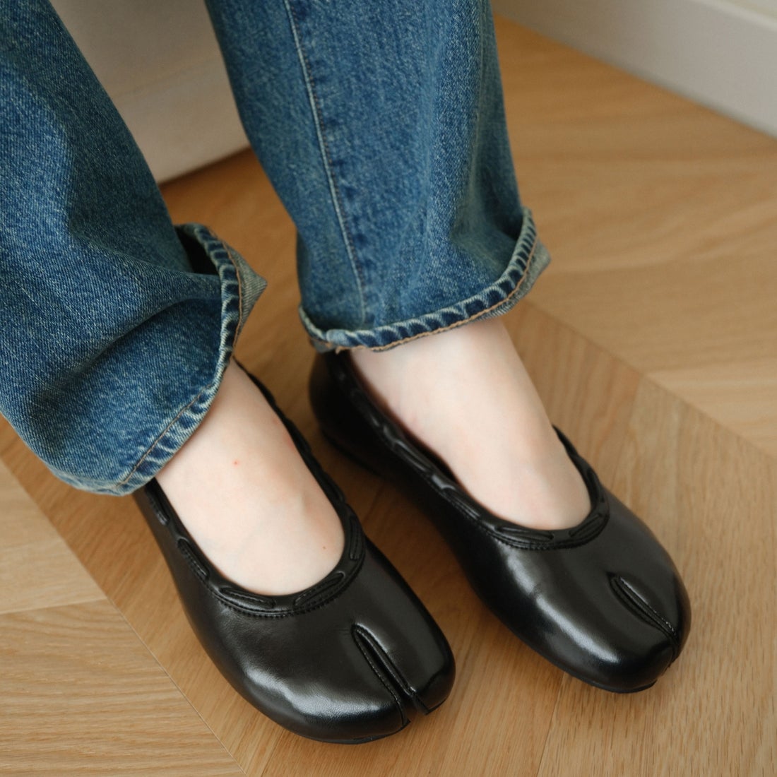 PAES [ペイズ] レザーストリングフラットシューズ [LEATHER-STRING-FLAT] BLACK