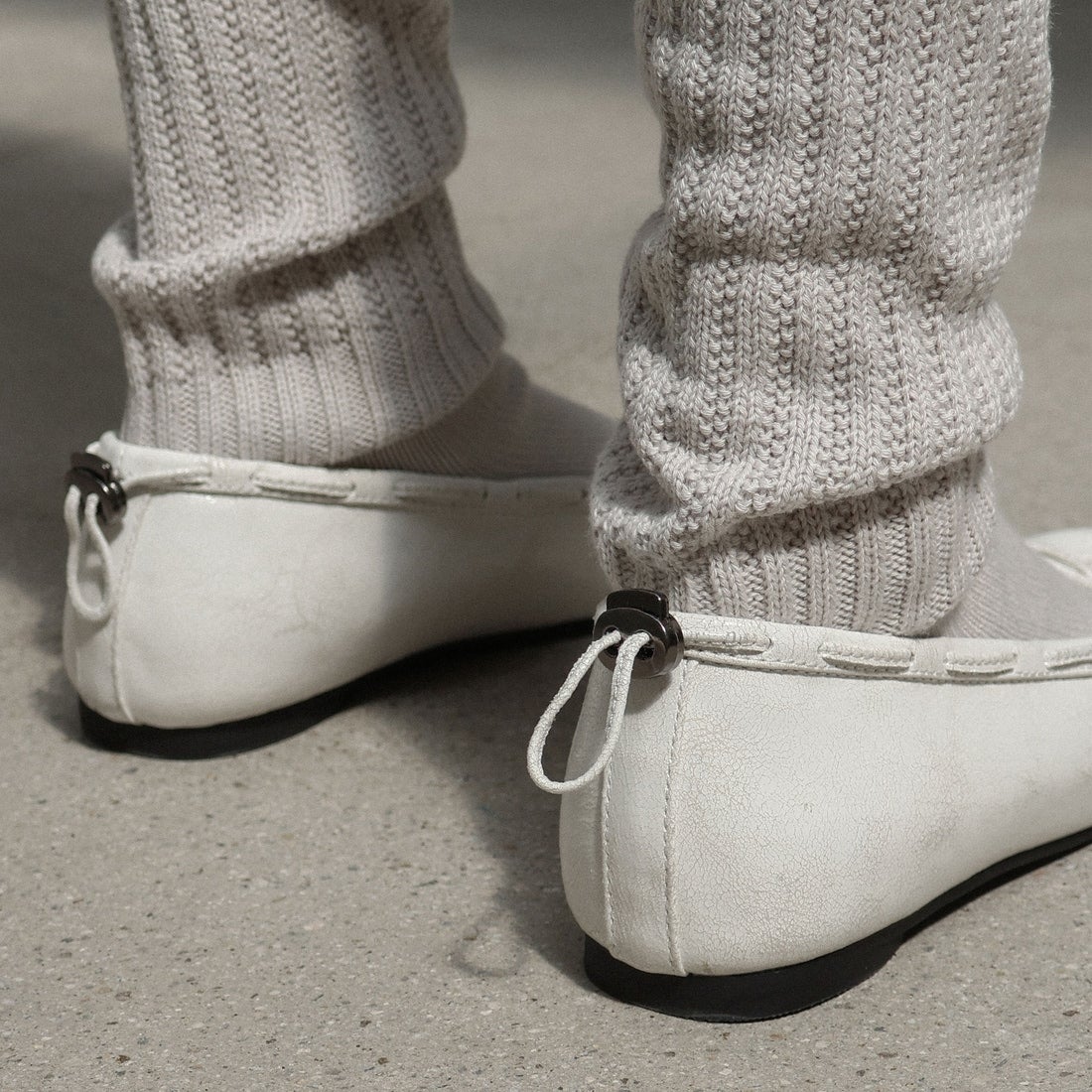 PAES [ペイズ] レザーストリングフラットシューズ [LEATHER-STRING-FLAT] VINT.WHITE