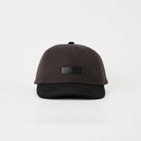 02 DK GRAY