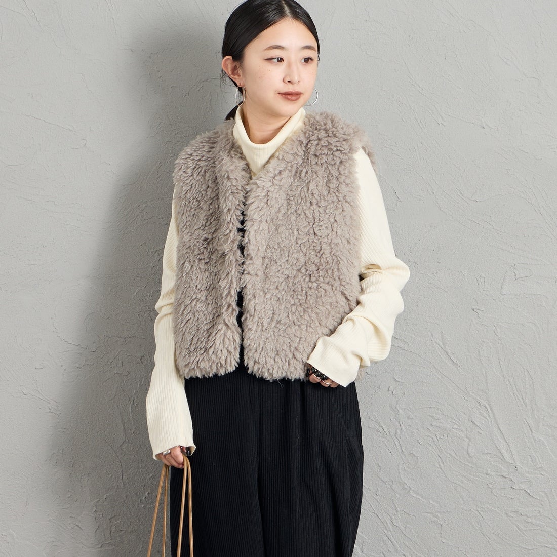 le glazik [ルグラジック] エコファージレ [LG-B0423FPT] LT.GREY &&モデル身長：150cm 着用サイズ：36&&