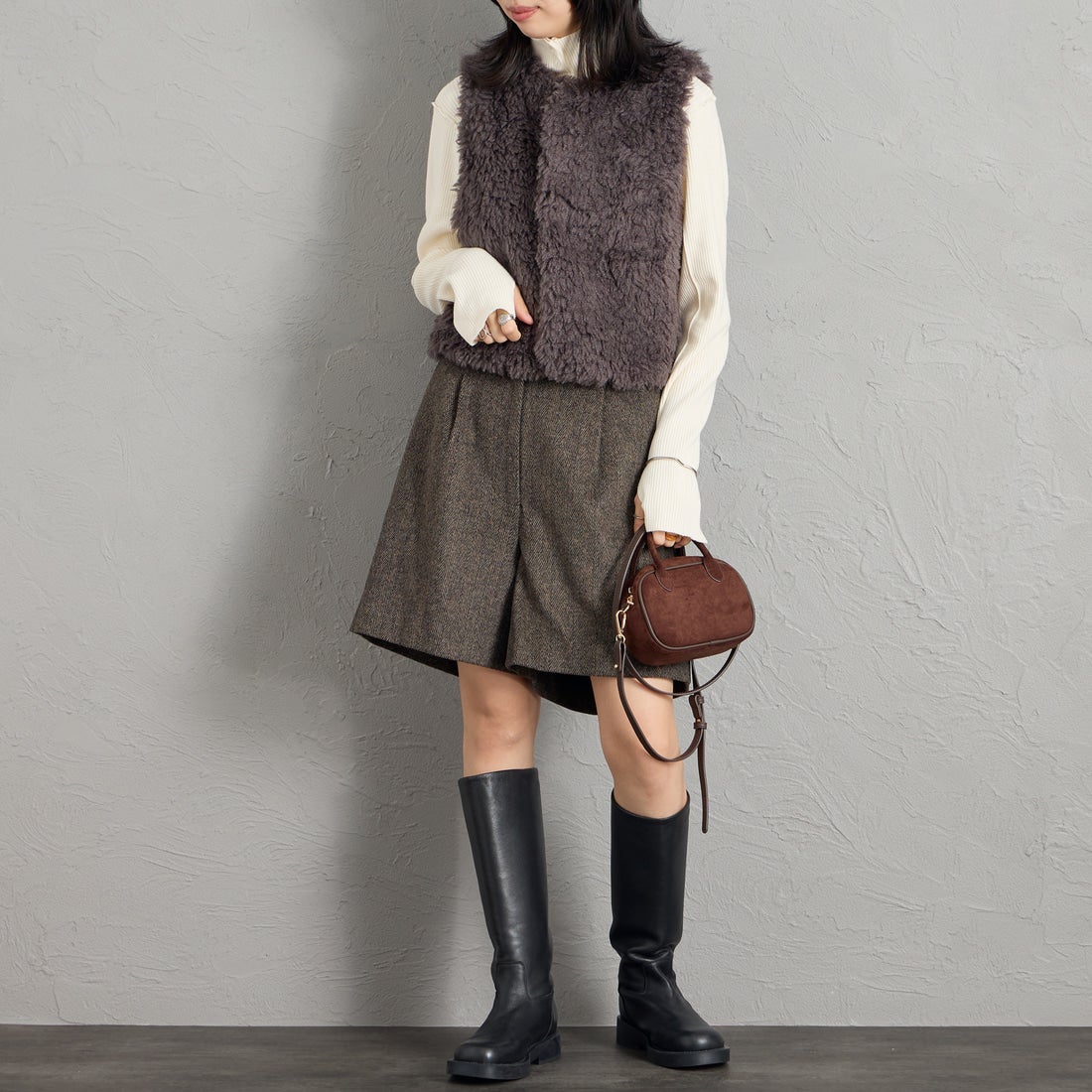le glazik [ルグラジック] エコファージレ [LG-B0423FPT] DK.GREY &&モデル身長：162cm 着用サイズ：36&&
