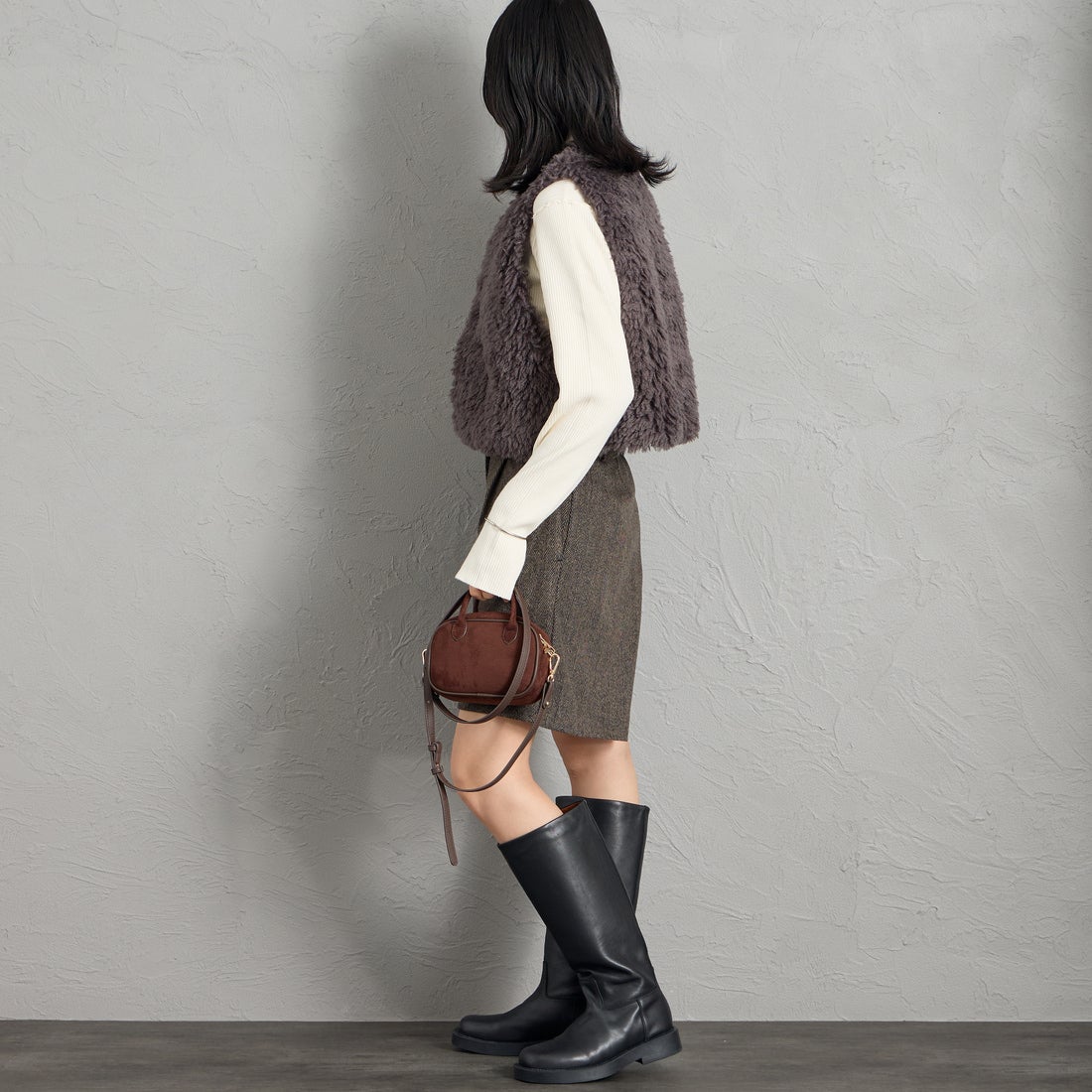 le glazik [ルグラジック] エコファージレ [LG-B0423FPT] DK.GREY &&モデル身長：162cm 着用サイズ：36&&