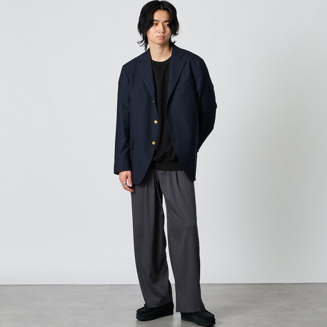 J.PRESS [ジェイプレス] バギーフィットシングルブレストブレザー [BZ-OA-LW-0002] NAVY 075 &&モデル身長：177cm 着用サイズ：38&&