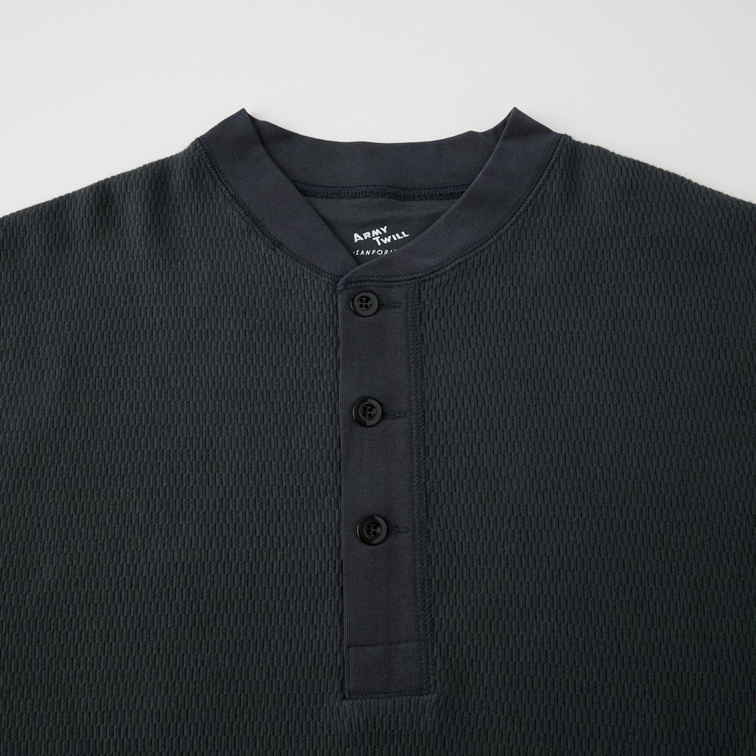 ARMY TWILL SANFORIZED [アーミーツイル サンフォライズド] ハニカムヘンリーネックTシャツ [AM-2653007] CHARCOAL