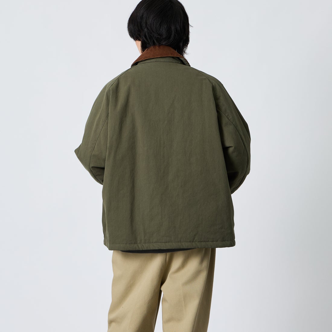 ARMY TWILL SANFORIZED [アーミーツイル サンフォライズド] 別注 中綿入り FIREMANミリタリージャケット [AM-2654501-INT-JF] SAGE &&モデル身長：177cm 着用サイズ：L&&