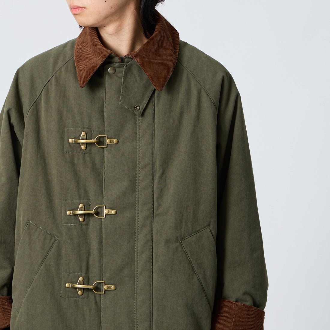 ARMY TWILL SANFORIZED [アーミーツイル サンフォライズド] 別注 中綿入り FIREMANミリタリージャケット [AM-2654501-INT-JF] SAGE &&モデル身長：177cm 着用サイズ：L&&