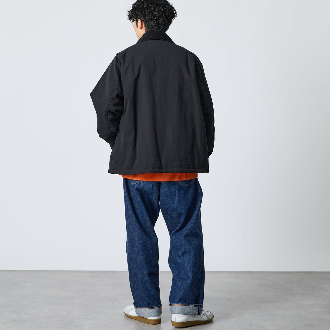 ARMY TWILL SANFORIZED [アーミーツイル サンフォライズド] 別注 中綿入り FIREMANミリタリージャケット [AM-2654501-INT-JF] BLACK &&モデル身長：168cm 着用サイズ：L&&