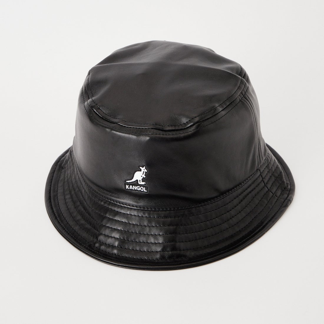 KANGOL [カンゴール] 日本限定 フェイクレザー バケットハット [260069601] 01 BLACK