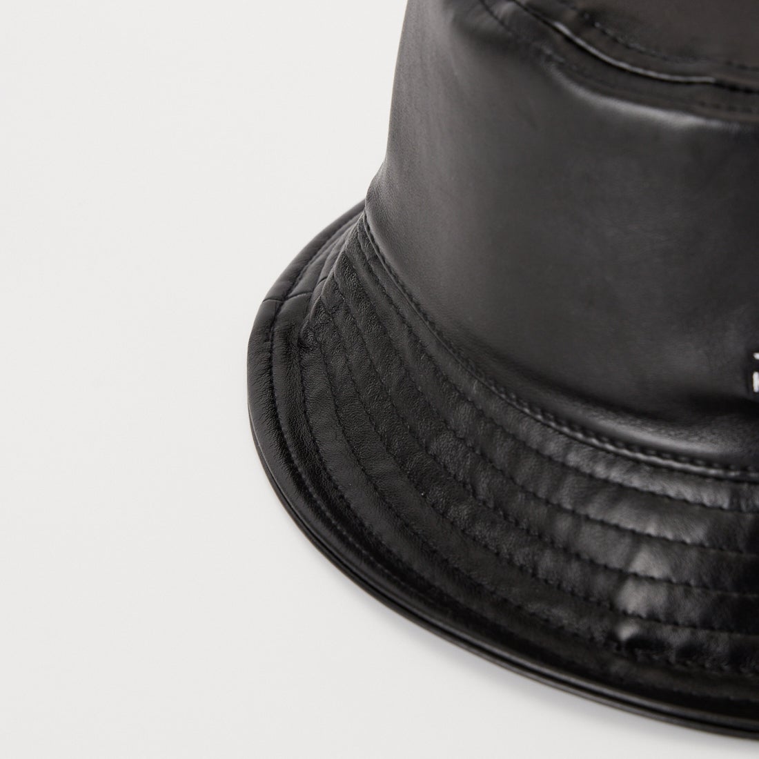 KANGOL [カンゴール] 日本限定 フェイクレザー バケットハット [260069601] 01 BLACK