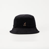 01 BLACK