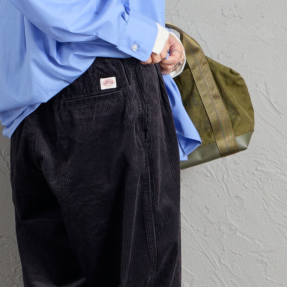 DANTON [ダントン] コーデュロイイージーパンツ [DT-E0318CDU] CHARCOAL &&モデル身長：159cm 着用サイズ：36&&