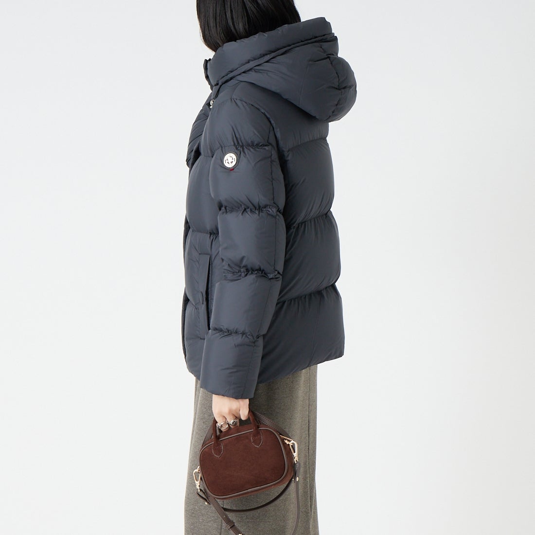 CAPE HORN [ケープホーン] ESQUEL / エスケル ダウンジャケット [D2542] 500 BLACK &&モデル身長：162cm 着用サイズ：40&&