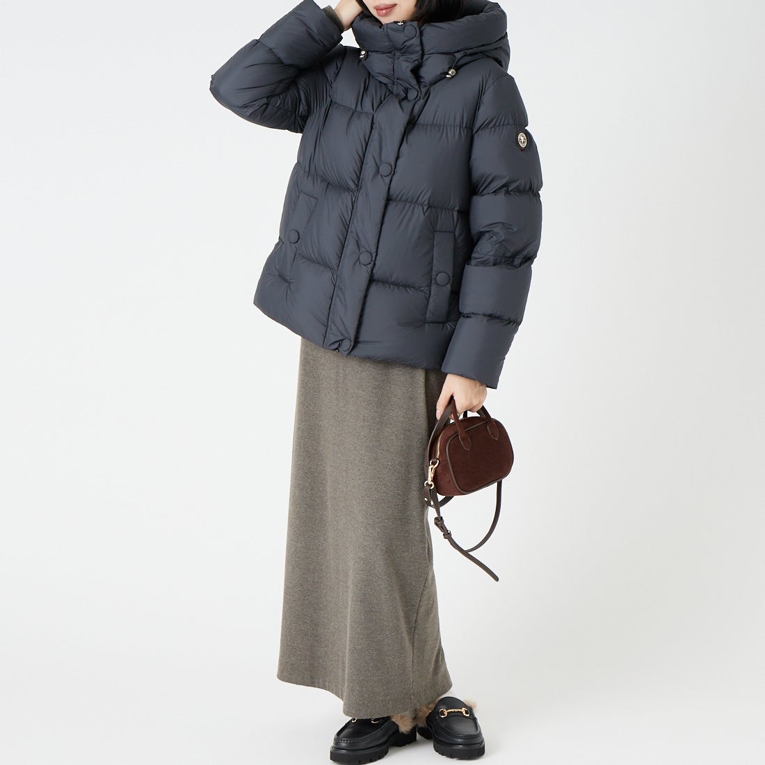 CAPE HORN [ケープホーン] ESQUEL / エスケル ダウンジャケット [D2542] 500 BLACK &&モデル身長：162cm 着用サイズ：40&&