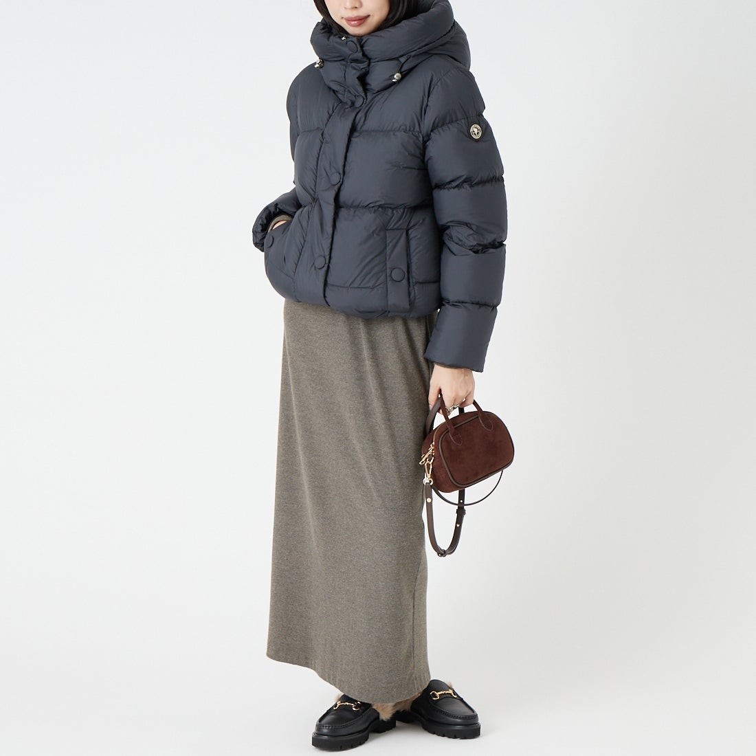 CAPE HORN [ケープホーン] ESQUEL / エスケル ダウンジャケット [D2542] 500 BLACK &&モデル身長：162cm 着用サイズ：40&&
