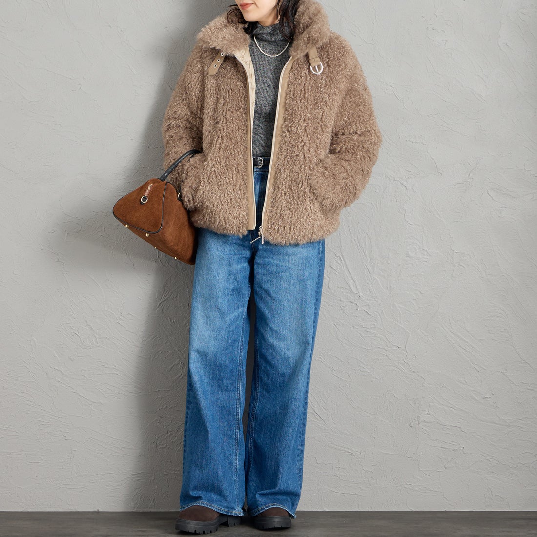 CAPE HORN [ケープホーン] YAPE / ヤペ ショートファージャケット [D2580] 110 SPUGNO &&モデル身長：160cm 着用サイズ：40&&