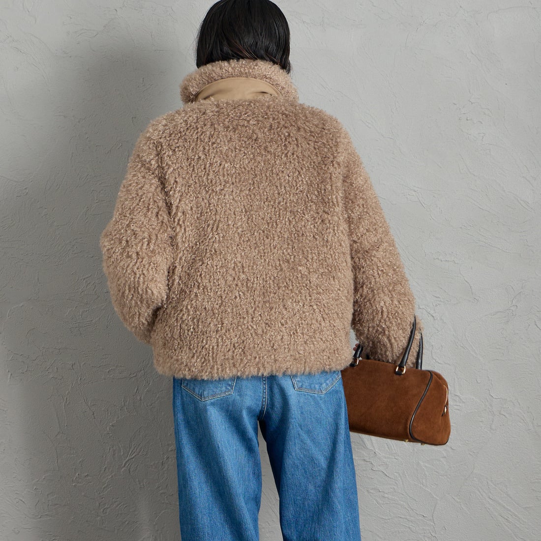 CAPE HORN [ケープホーン] YAPE / ヤペ ショートファージャケット [D2580] 110 SPUGNO &&モデル身長：160cm 着用サイズ：40&&