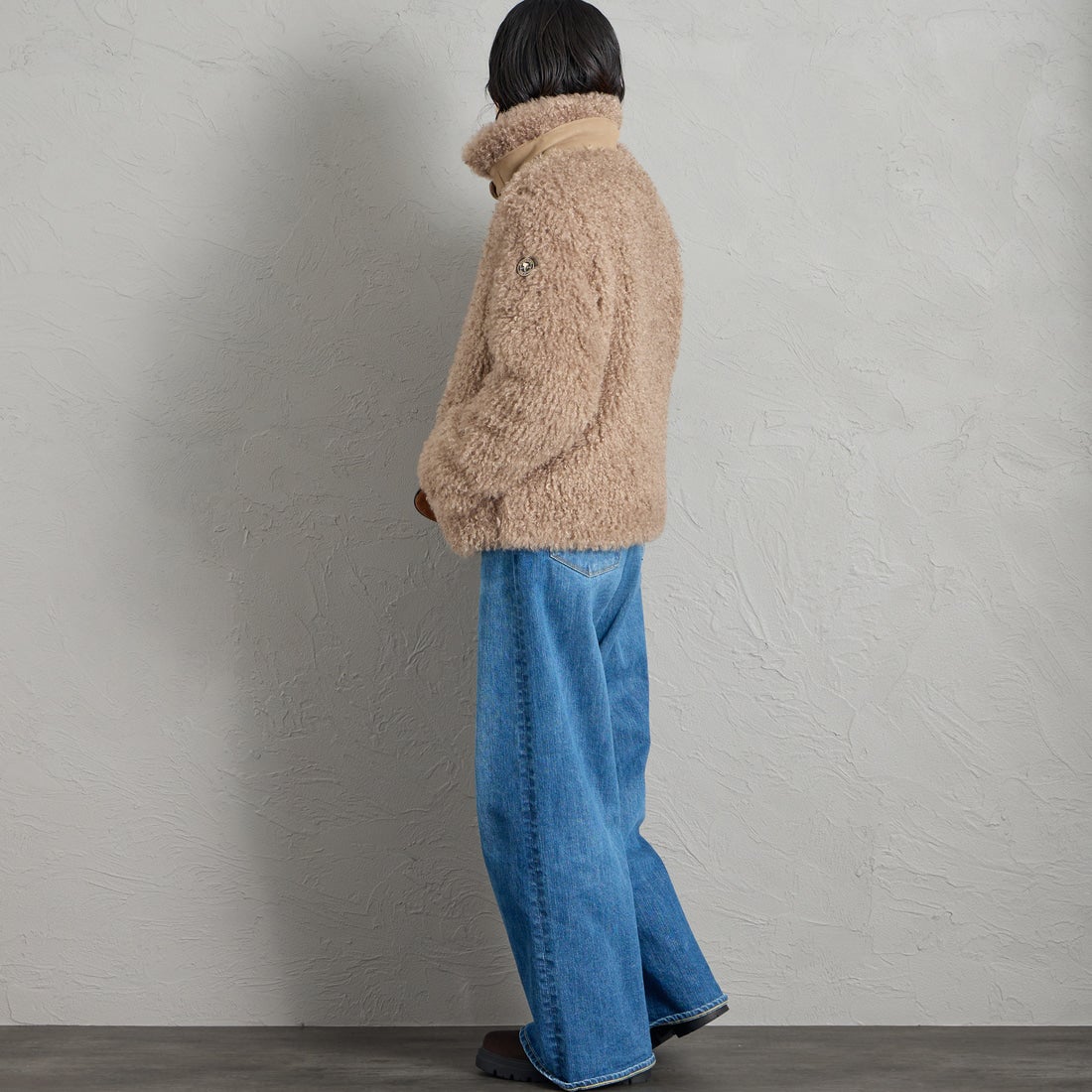 CAPE HORN [ケープホーン] YAPE / ヤペ ショートファージャケット [D2580] 110 SPUGNO &&モデル身長：160cm 着用サイズ：40&&