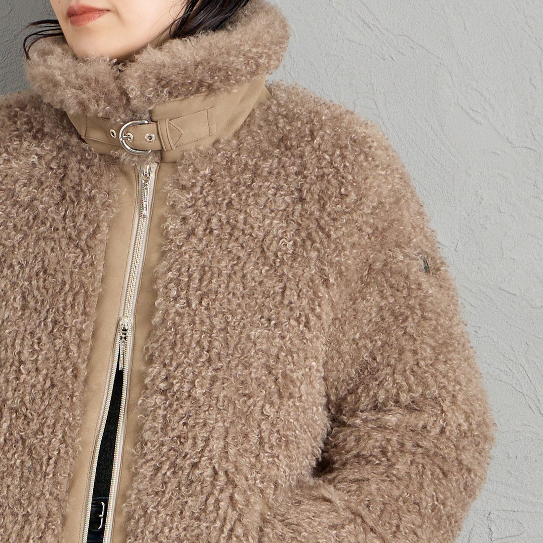 CAPE HORN [ケープホーン] YAPE / ヤペ ショートファージャケット [D2580] 110 SPUGNO &&モデル身長：160cm 着用サイズ：40&&