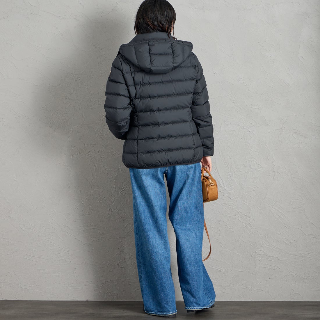 CAPE HORN [ケープホーン] MATT STELLA / マット ステラ ダウンジャケット [D2560] 501 BLACK &&モデル身長：160cm 着用サイズ：42&&
