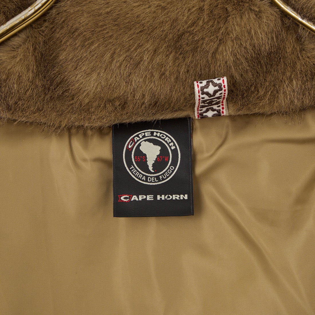 CAPE HORN [ケープホーン] ISLUGA / イスルガ ショートファージャケット [D2596] 118 KAKI