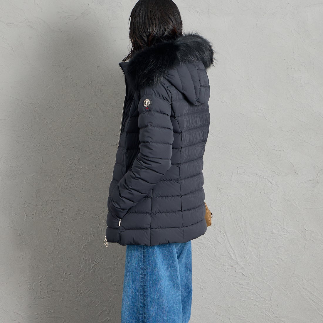 CAPE HORN [ケープホーン] SALTA MURMASKY / サルタ マーマスキー ダウンジャケット [D2576] 501 BLACK &&モデル身長：160cm 着用サイズ：44&&