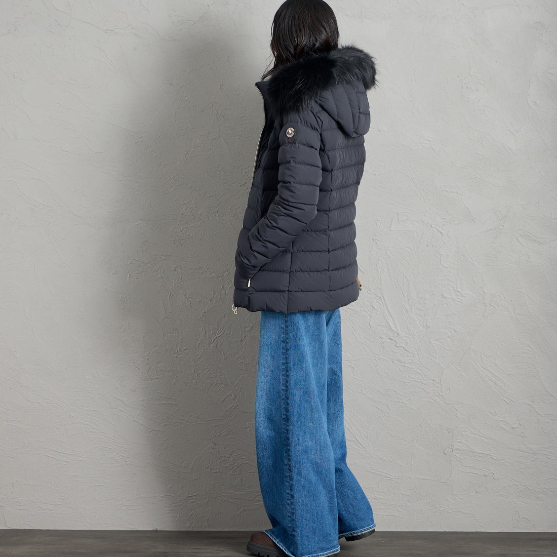 CAPE HORN [ケープホーン] SALTA MURMASKY / サルタ マーマスキー ダウンジャケット [D2576] 501 BLACK &&モデル身長：160cm 着用サイズ：44&&