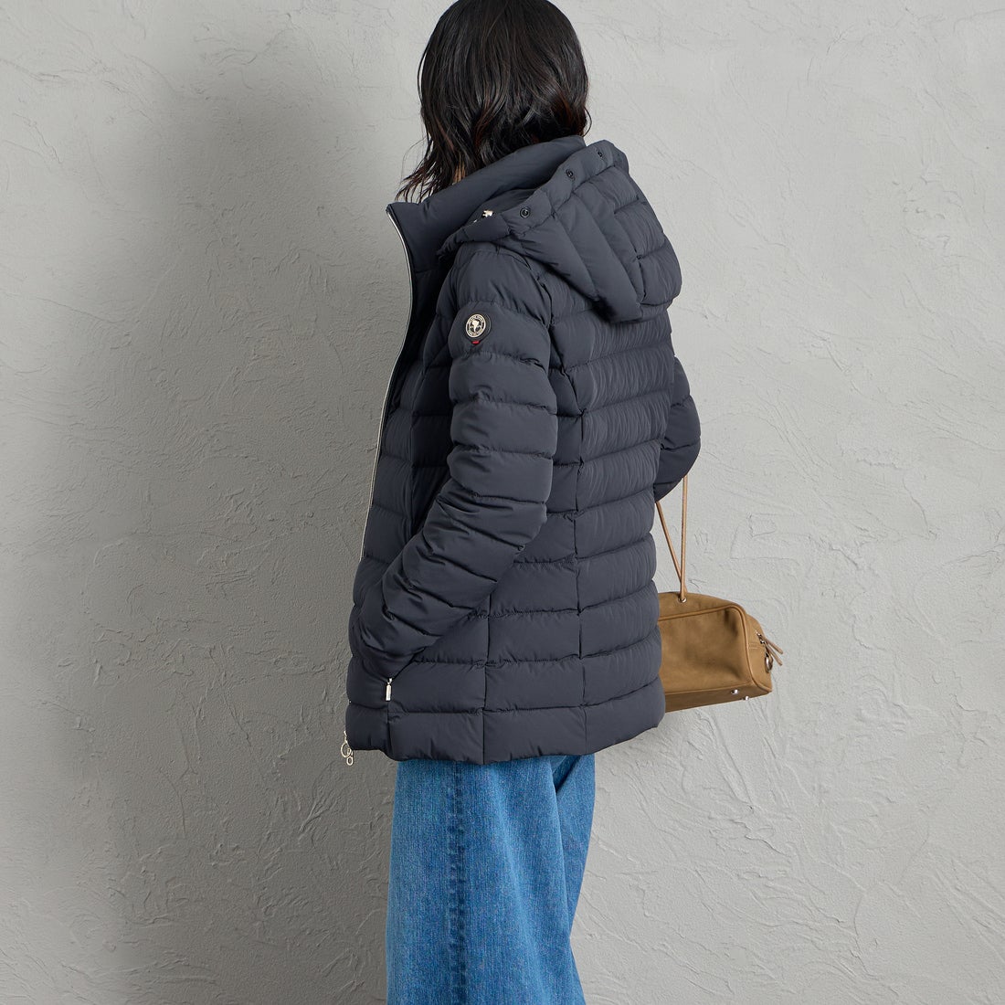 CAPE HORN [ケープホーン] SALTA MURMASKY / サルタ マーマスキー ダウンジャケット [D2576] 501 BLACK &&モデル身長：160cm 着用サイズ：44&&