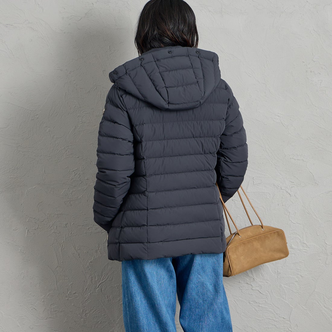 CAPE HORN [ケープホーン] SALTA MURMASKY / サルタ マーマスキー ダウンジャケット [D2576] 501 BLACK &&モデル身長：160cm 着用サイズ：44&&